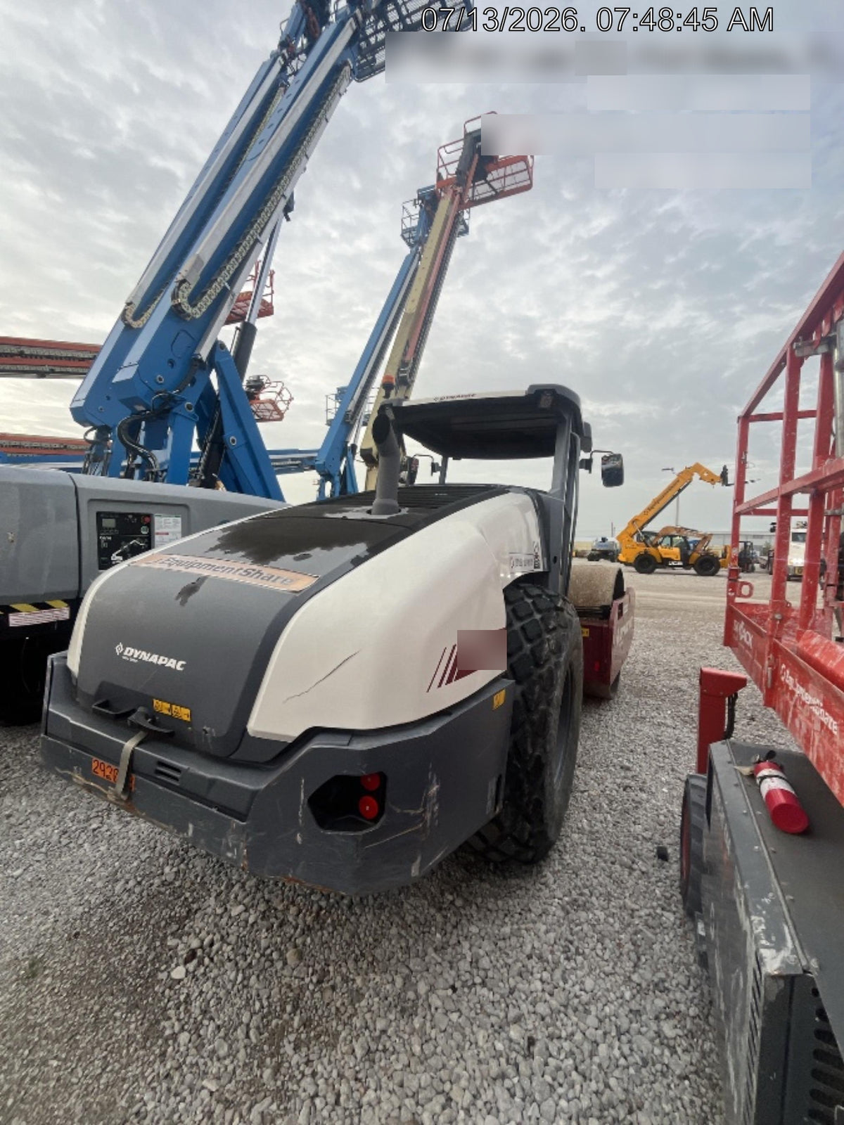 2023 DYNAPAC CA2500D