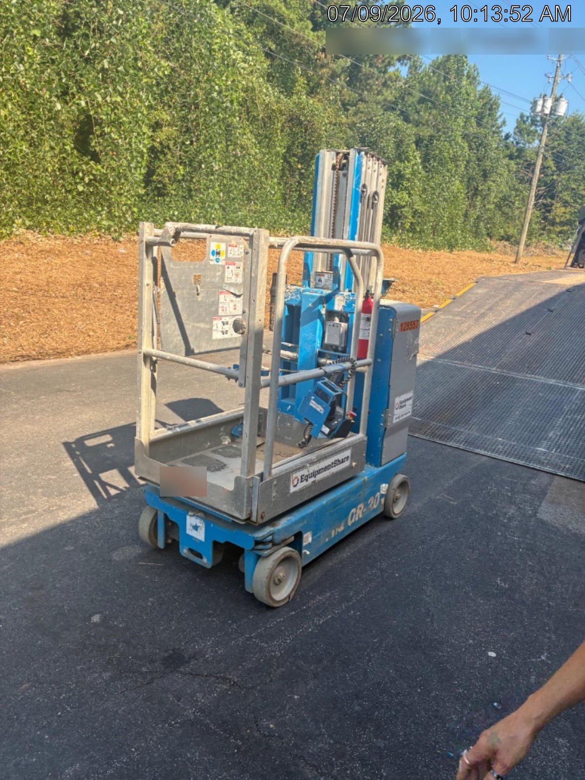 2021 GENIE GR-20