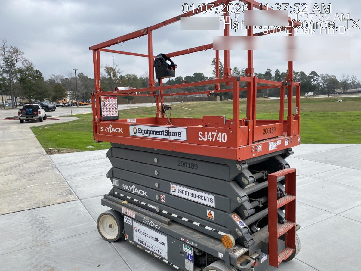 2021 SKYJACK SJ4740