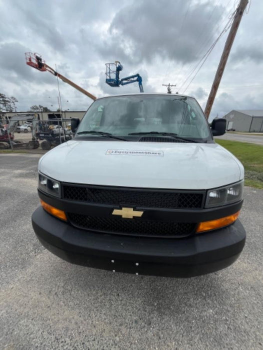 2023 CHEVROLET Express Van - Rental