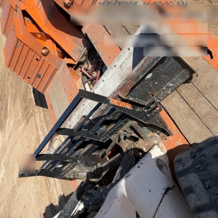 2025 ARROW MATERIAL HANDLING 60" Pallet Forks - Arrow