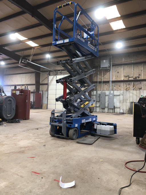 2019 Genie GS-1930 Fixed rails with chain Entry