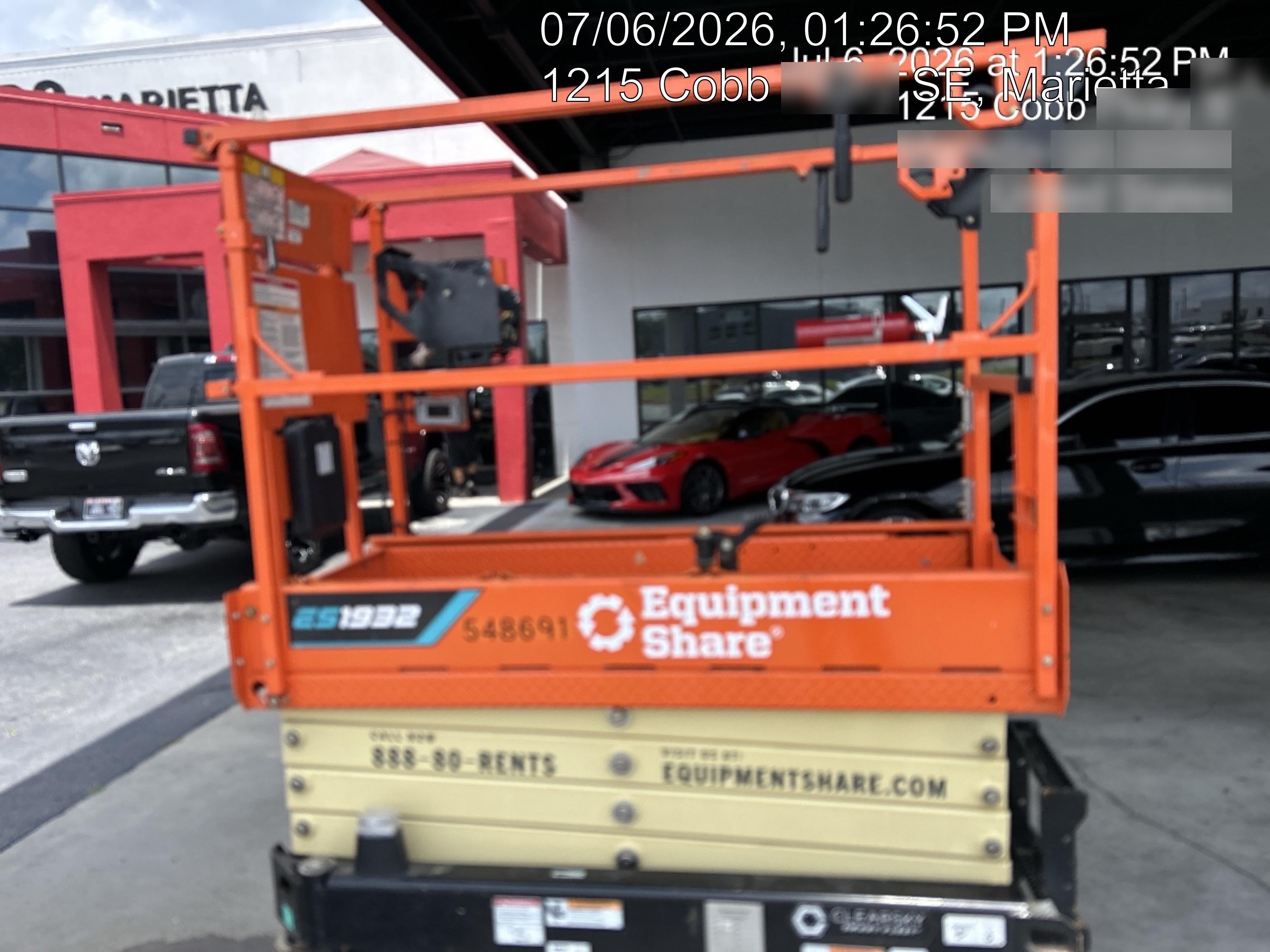 2025 JLG ES1932