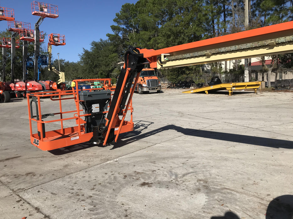 2019 JLG 460SJ