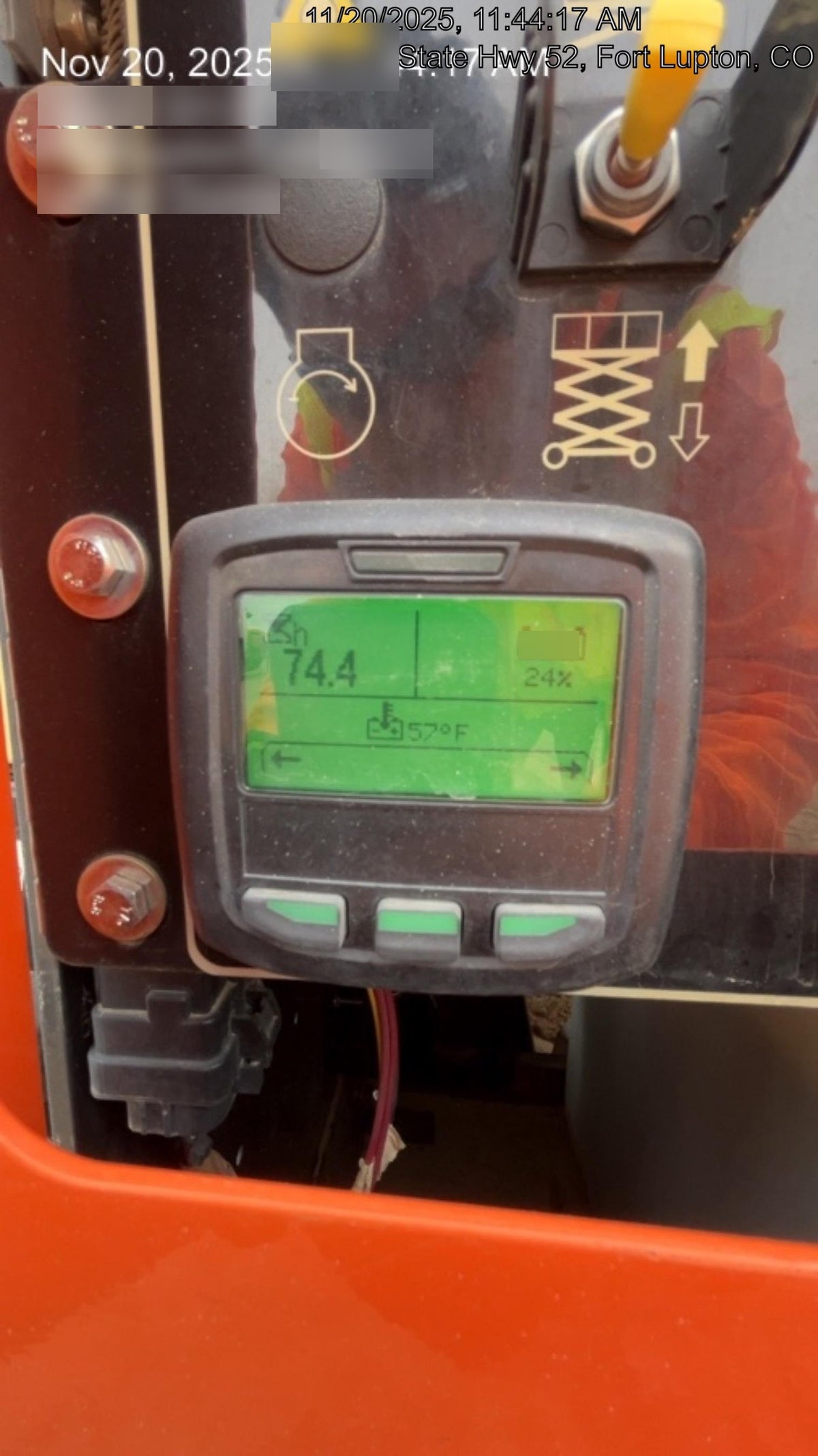 2021 JLG ERT4069