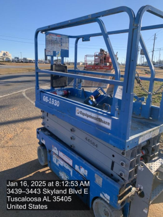 2019 Genie GS-1930 Fixed rails with chain Entry