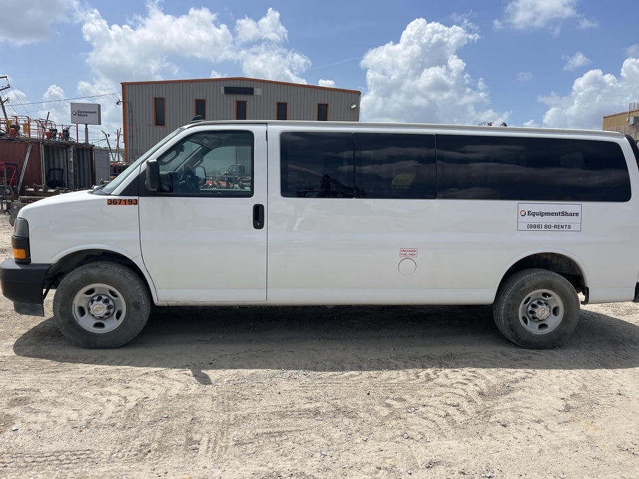 2023 CHEVROLET Express Van - Rental