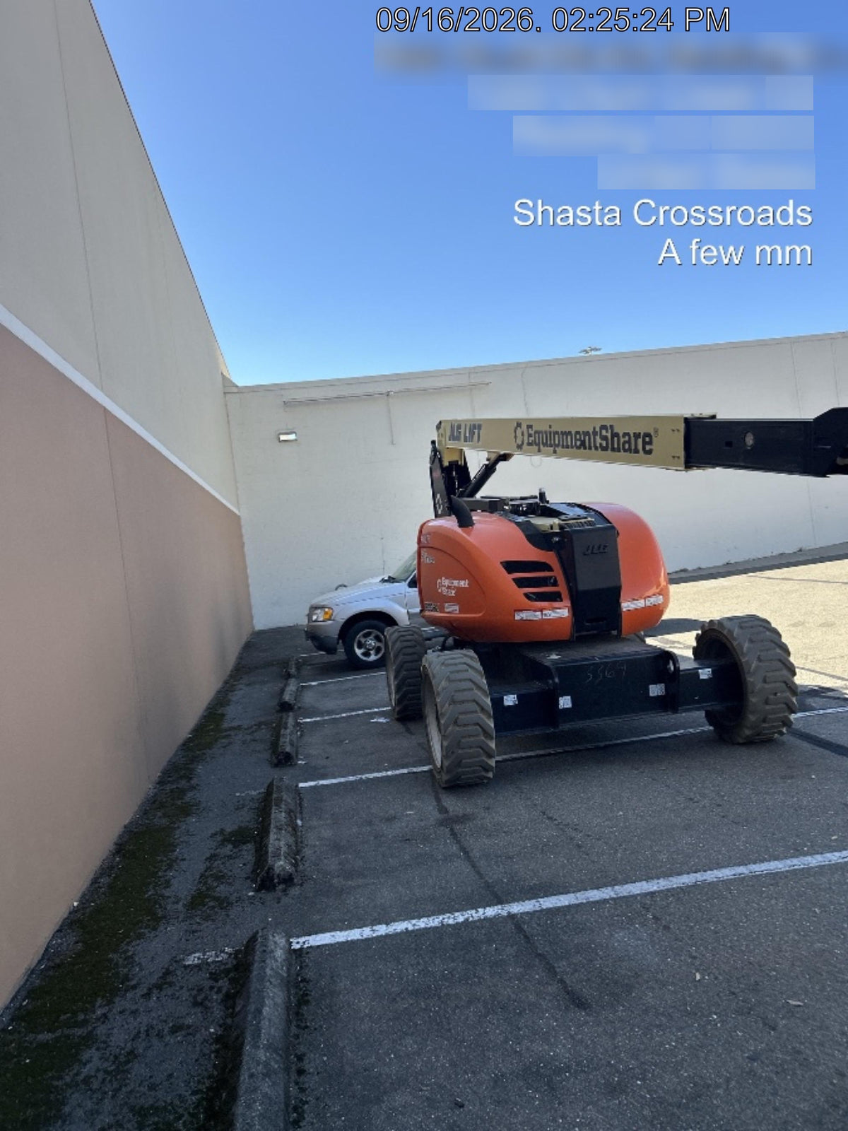 2025 JLG 600AJ