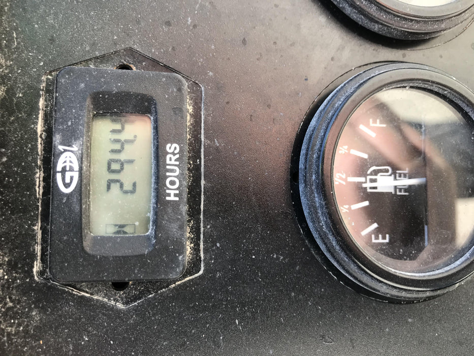 2019 Lincoln Electric Vantage 322 Welder Ready-Pak 3, Two wheel trailer, Fender and Light kit, Cable Rack