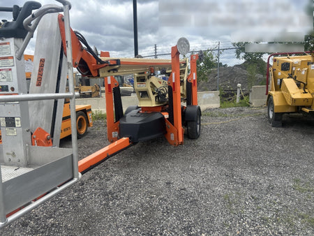 2023 JLG T500J