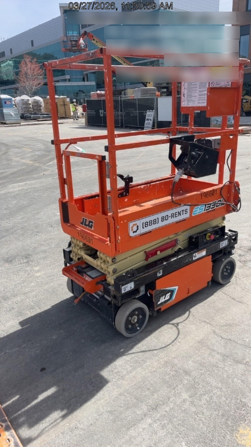 2021 JLG ES1330L