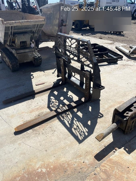 2021 PALADIN 48" Pallet Forks - Paladin