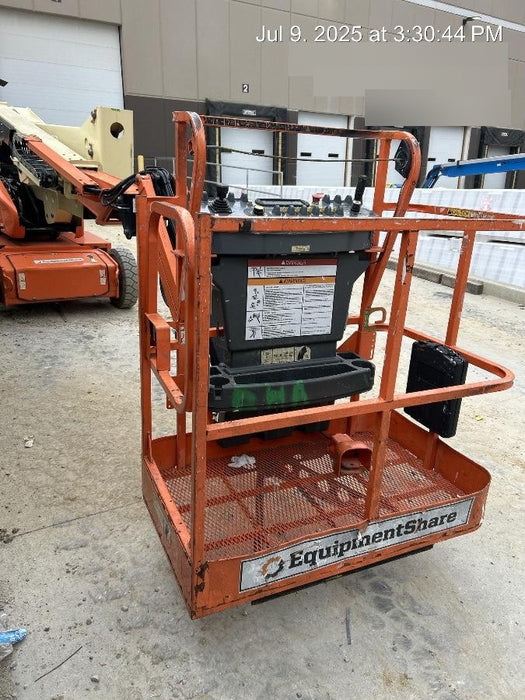 2020 JLG E400AJPN