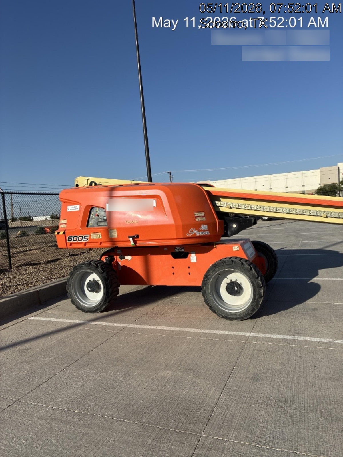 2021 JLG 600S