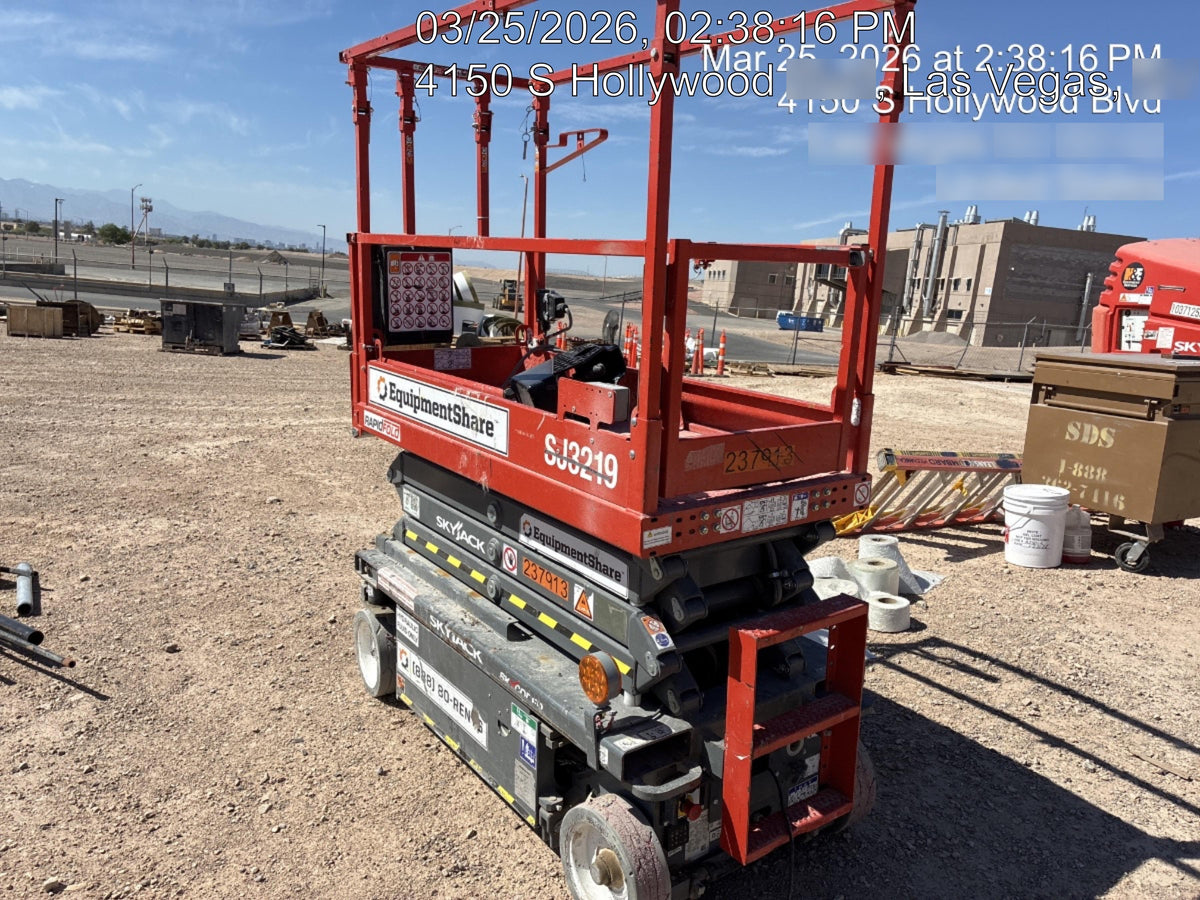 2022 SKYJACK SJ3219