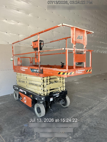2025 JLG ES3246