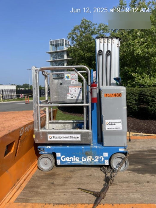 2021 GENIE GR-20