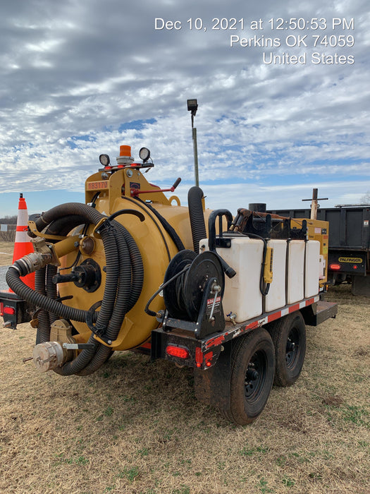 2021 VAC-TRON LP573XDT