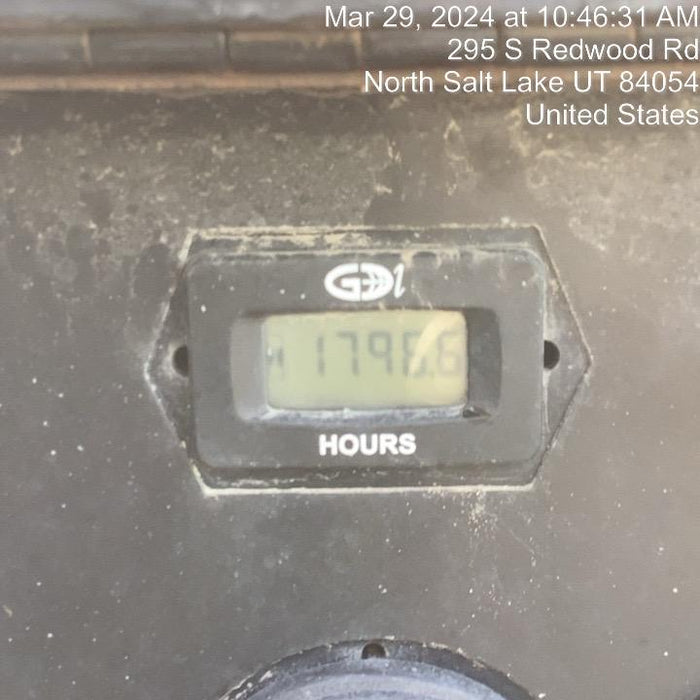 2021 Lincoln Electric Vantage 322 Vantage 322 Ready Pak 3 w/ Decals, ORANGE (includes trailer, cable rack, fender light kit) NO Telematics