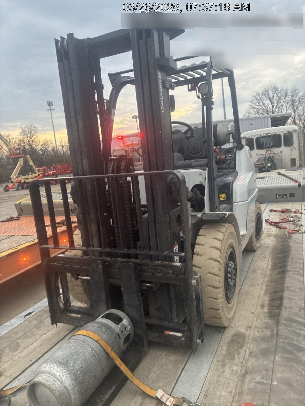 2022 UNICARRIER PF80N