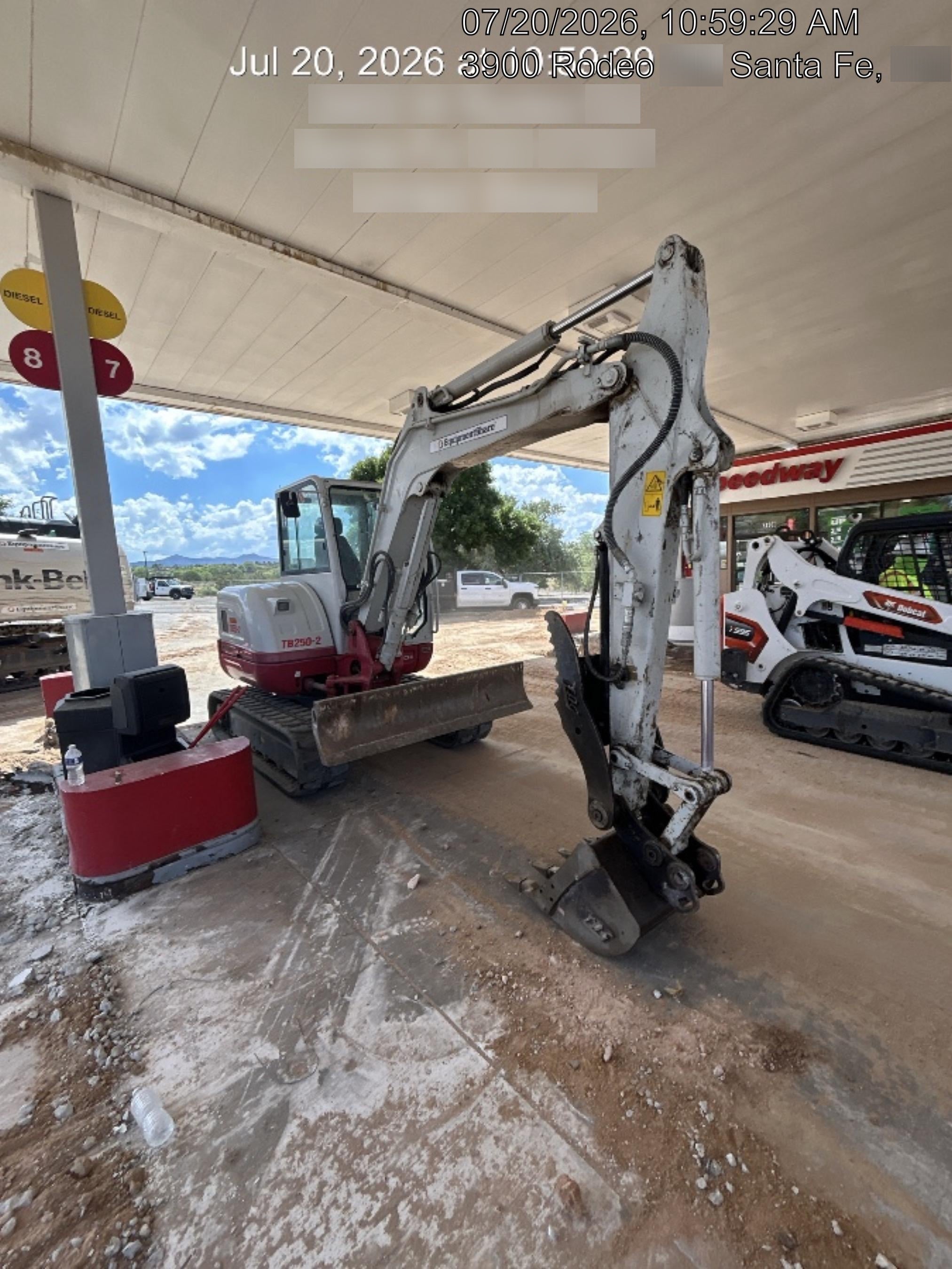 2021 TAKEUCHI TB250-2C