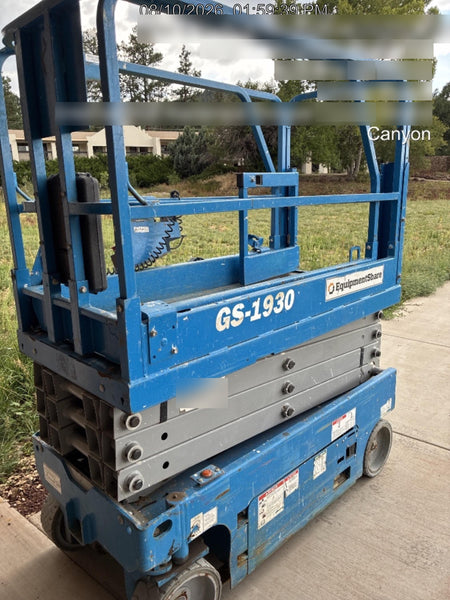 2019 Genie GS-1930 Half Height Swing Gate, 800W Inverter