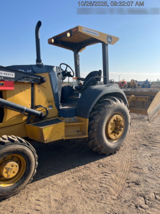 2020 John Deere 210LEP Canopy, 4WD, Second rear hydraulic cylinder, Light Package, Wheel weights