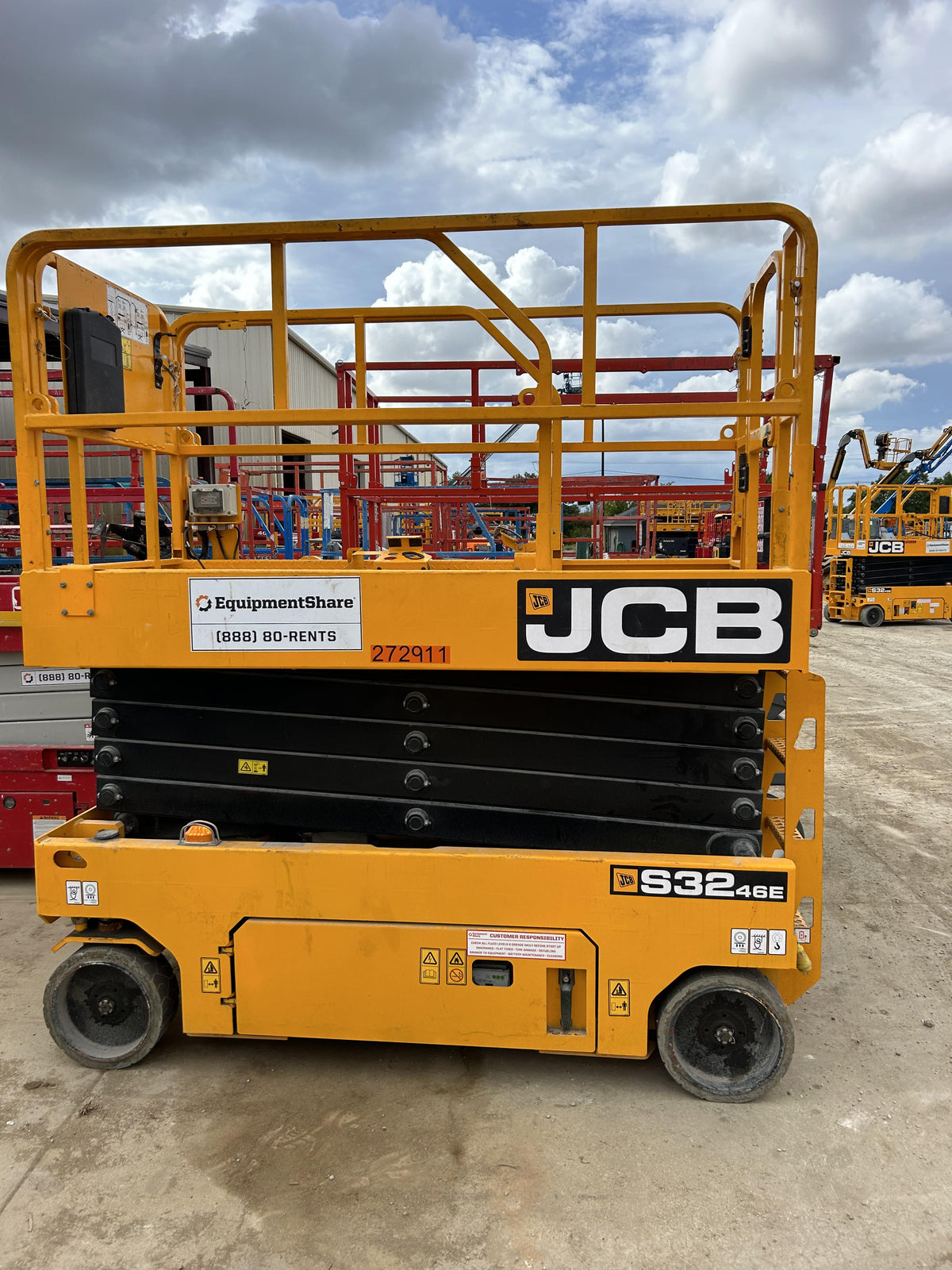 2022 JCB S3246E