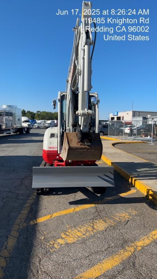 2025 TAKEUCHI TB235-2CR