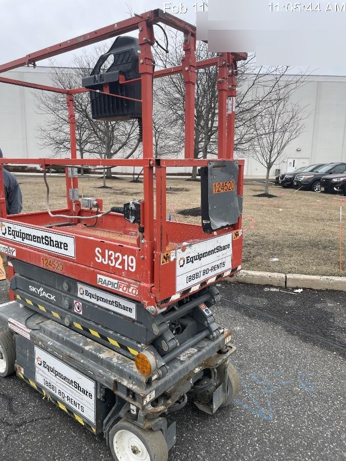 2021 SKYJACK SJ3219