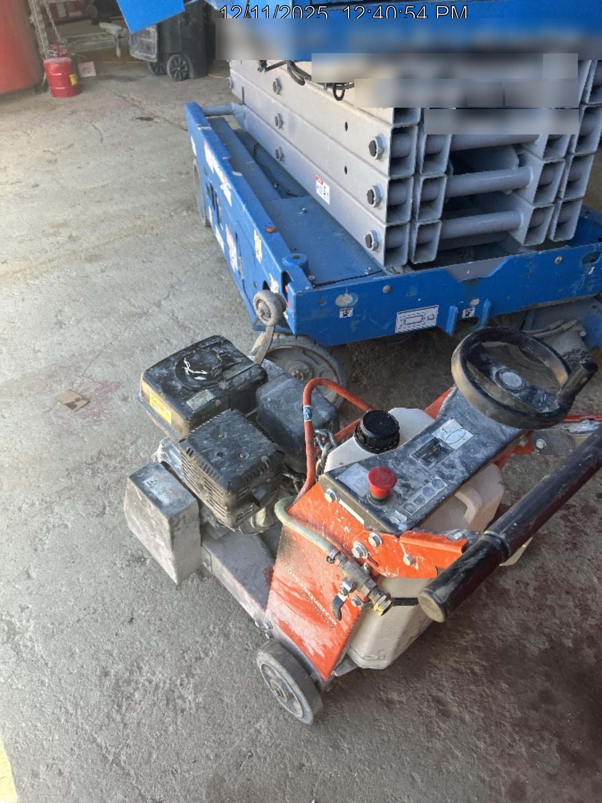 2023 HUSQVARNA FS400