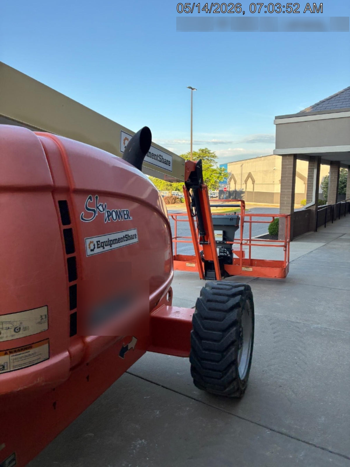 2018 JLG 600AJ