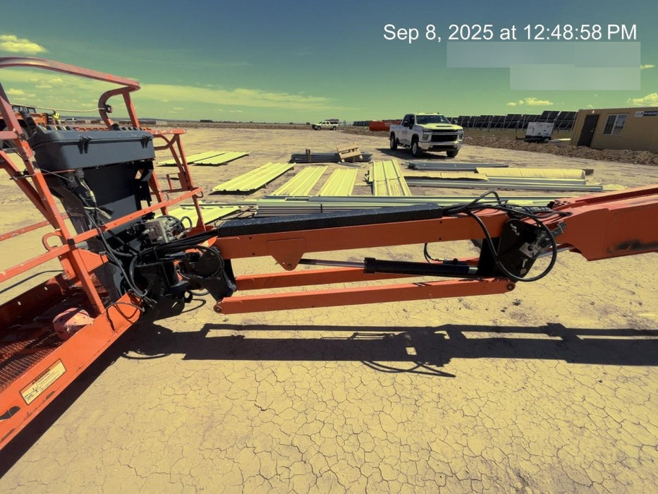 2019 JLG 660SJ