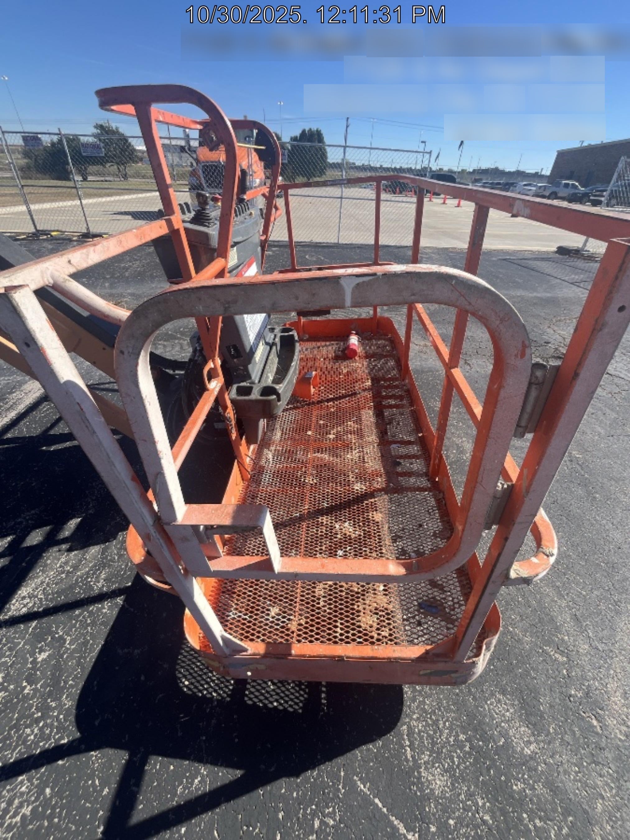 2023 JLG 600AJ