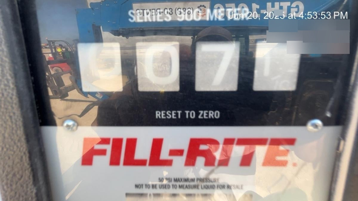 2019 Genie GTH-1056 Cab/Heat/AC, Solid RT Tires, LED Work Lights, Beacon 60" QA Carriage, 60" Forks