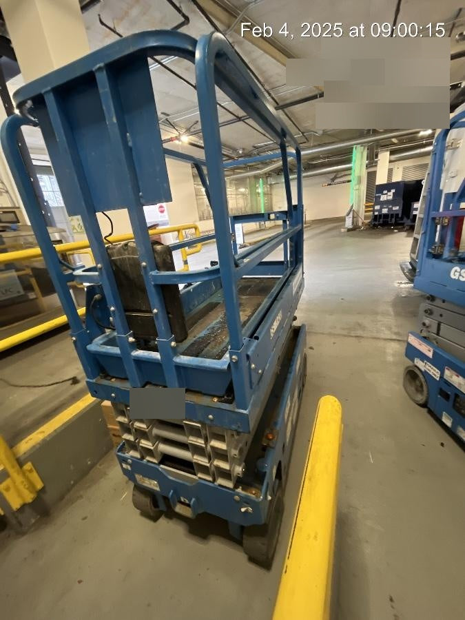 2019 Genie GS-1930 Half Height Swing Gate, 800W Inverter