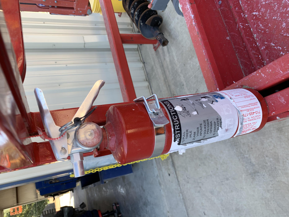 2019 MEC 1330SE MEC 1330SE w/ES Track Hardware, Full Extended 2 Year Warranty