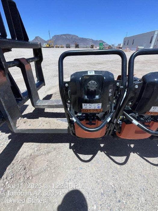 2025 HUSQVARNA LT6005