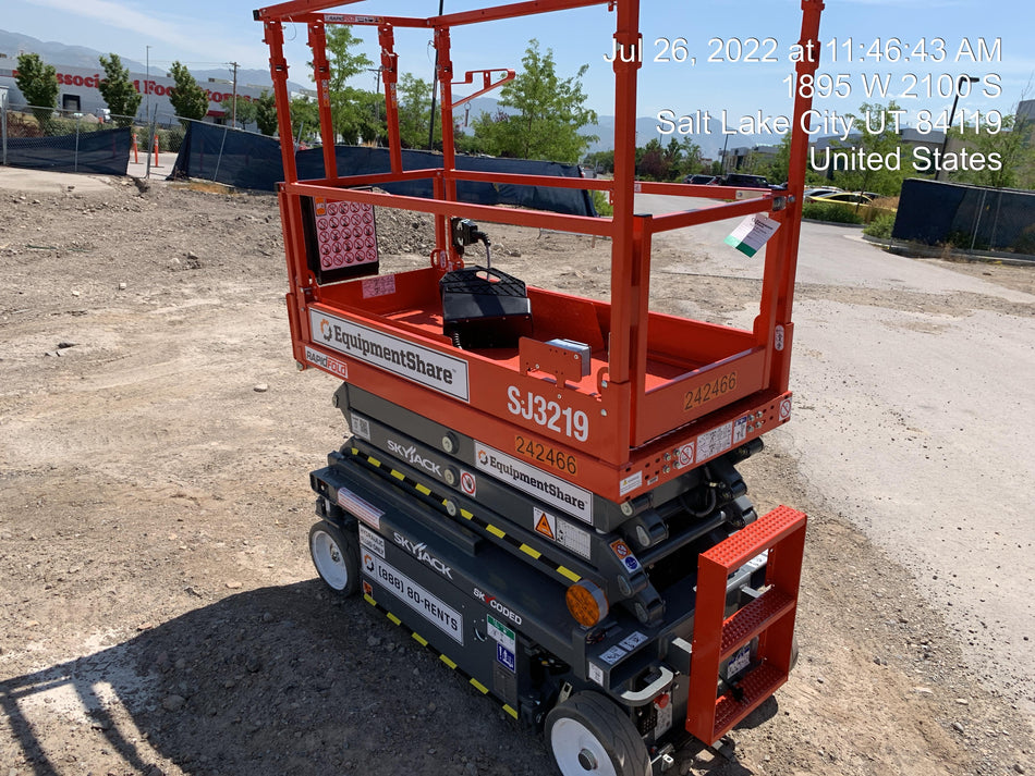 2022 SKYJACK SJ3219