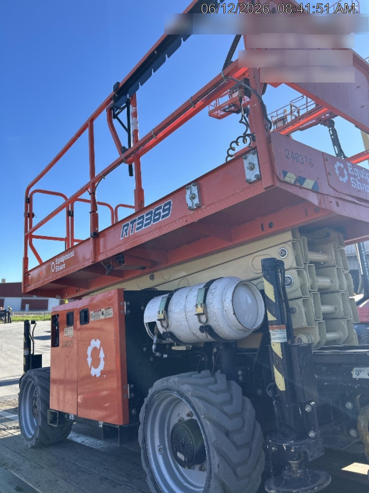 2022 JLG RT3369