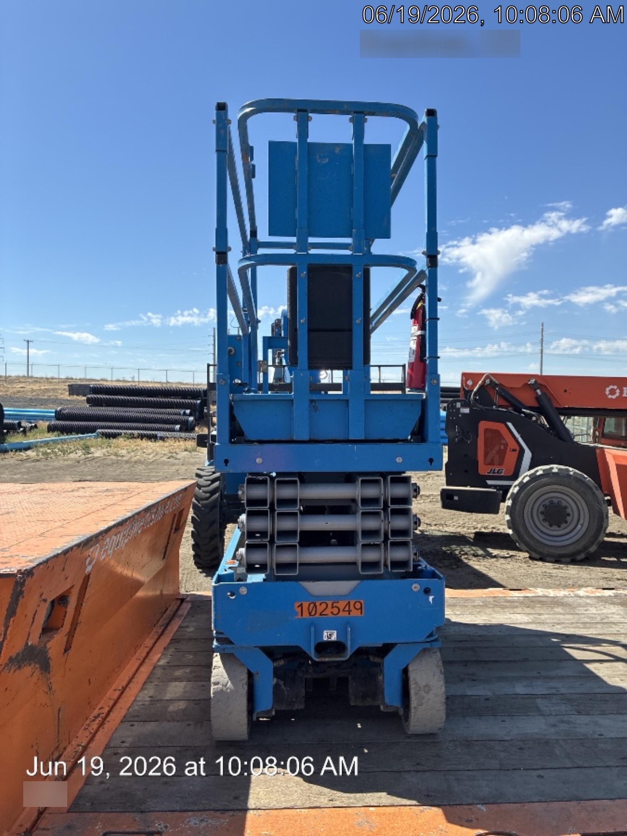 2020 Genie GS-1930 Solid Non Marking Tires, Beacon, Folding rails with half height swing gate, 800W Inverter