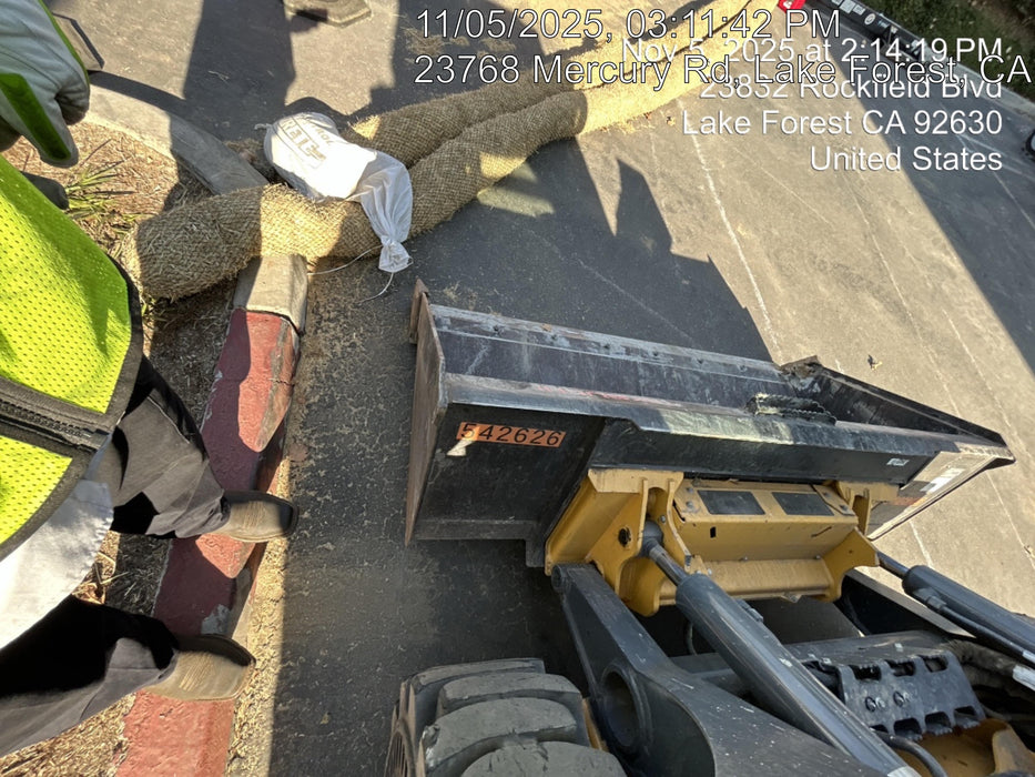 2025 TAKEUCHI 76" Smooth Bucket - Takeuchi