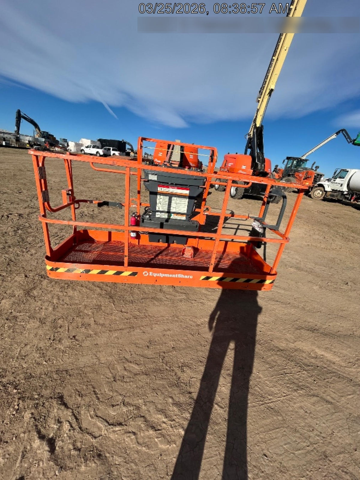 2023 JLG 660SJ