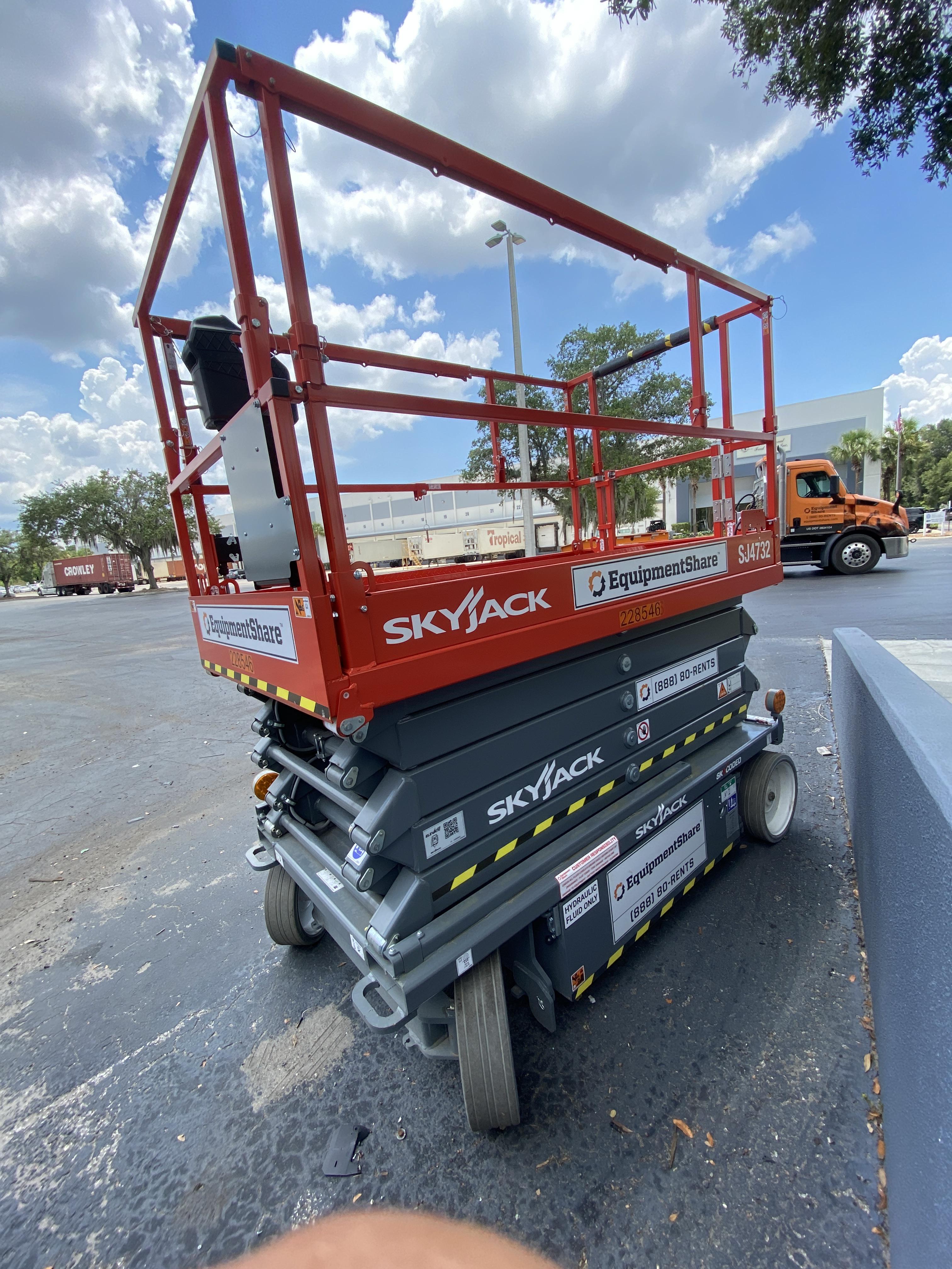 2022 SKYJACK SJ4732