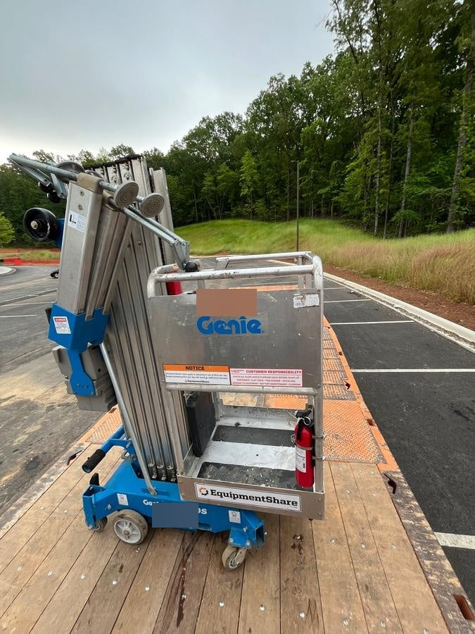 2020 GENIE AWP-30S