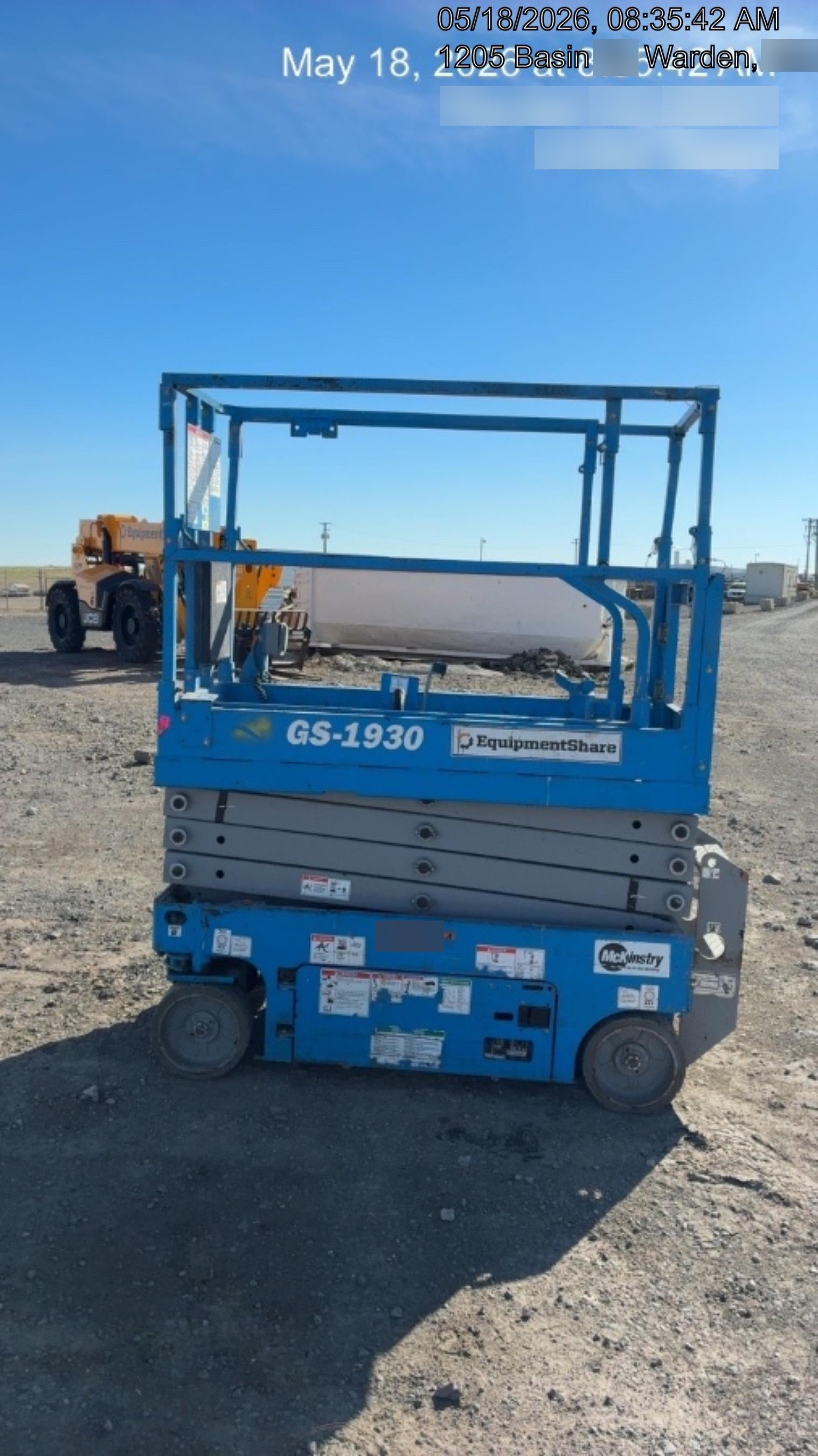 2020 Genie GS-1930 Solid Non Marking Tires, Beacon, Folding rails with half height swing gate, 800W Inverter