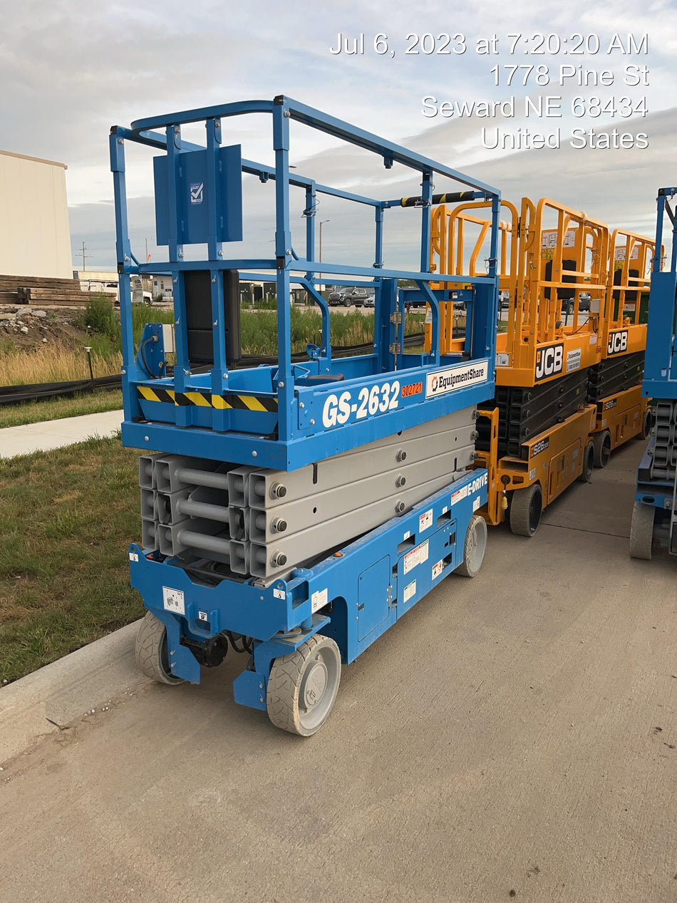 2023 GENIE GS-2632