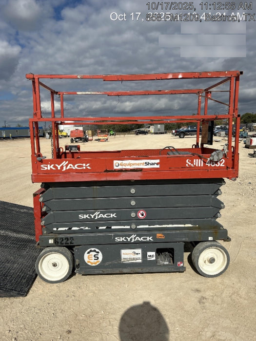 2017 Skyjack SJIII-4632 Skyjack SJ4632, Trojan Battery Set, Extended Warranty 5yr/5k hr