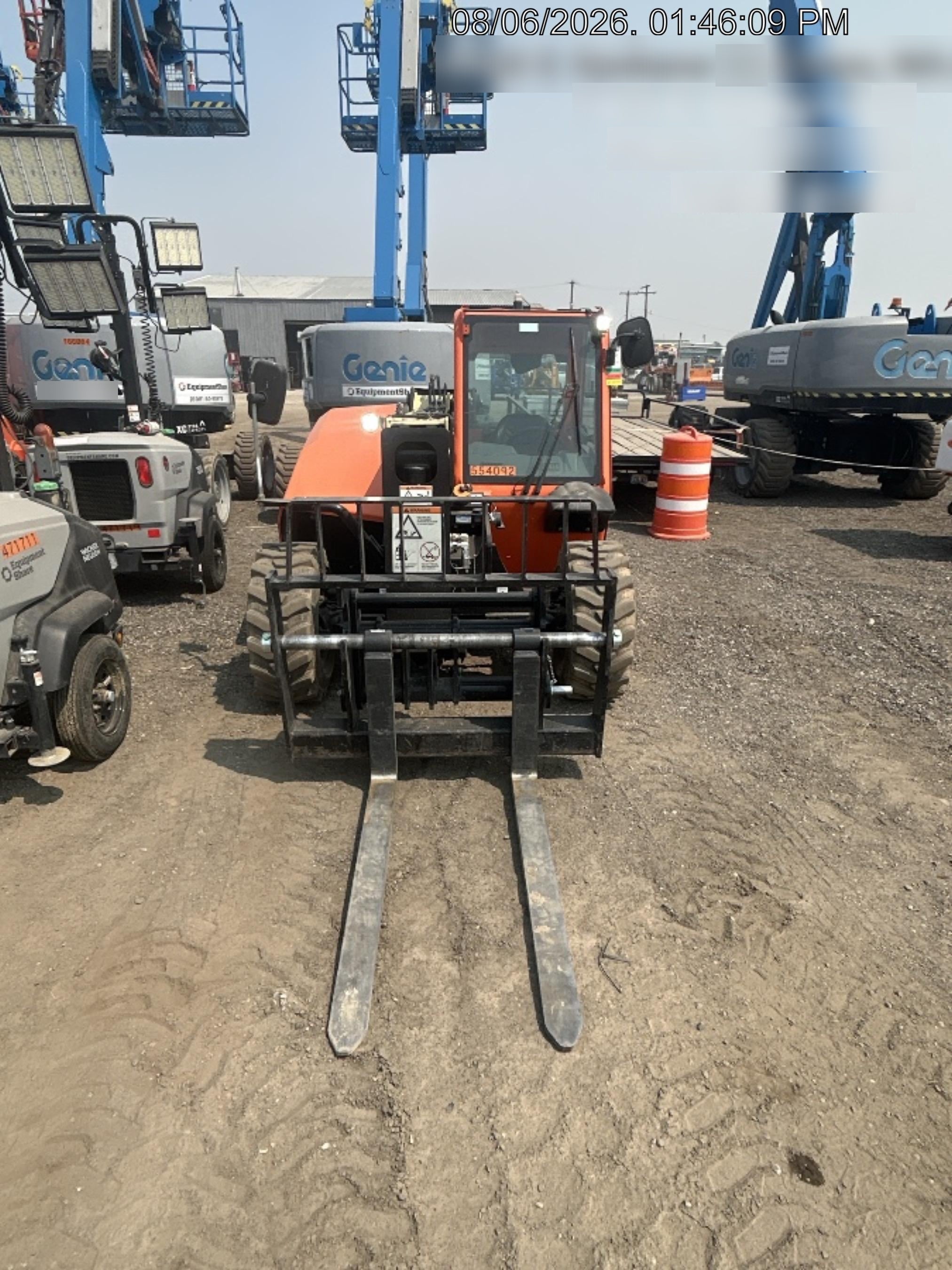 2025 JLG 519