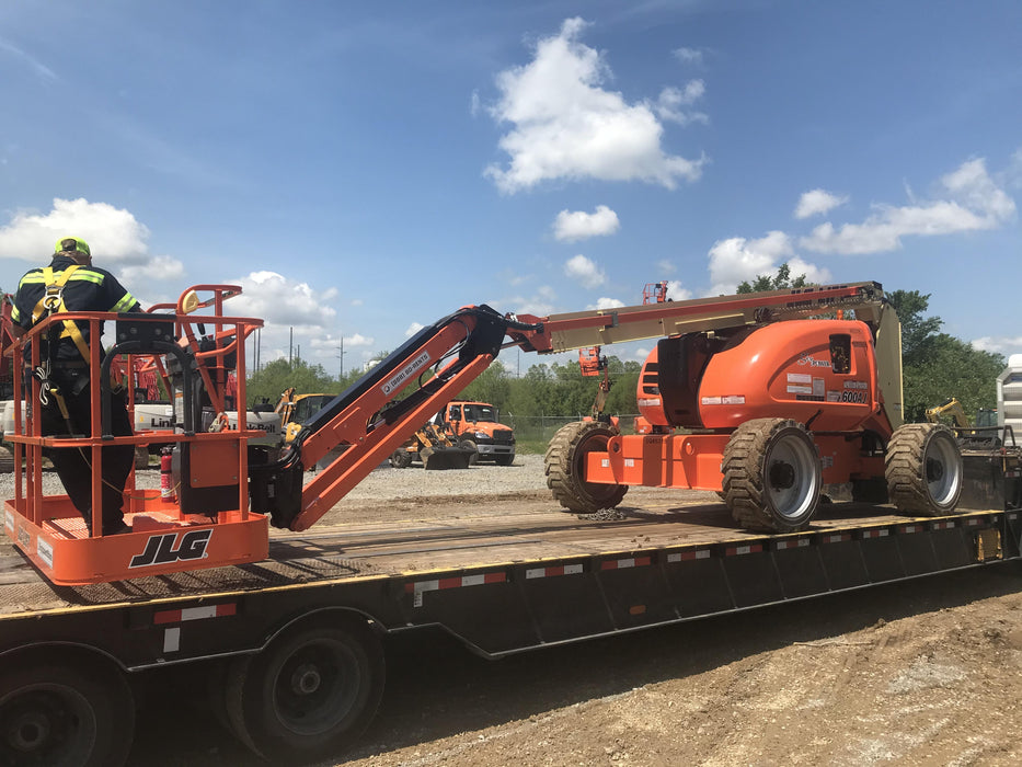 2019 JLG 600AJ